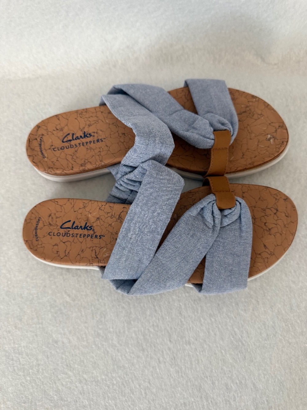 NWT Clarks Cloudsteppers Blue Eliza Skip Sandals 8